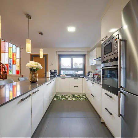 Casa De Ensueno En El Castro De Y Centrica By Prishomes Ferienhaus Vigo