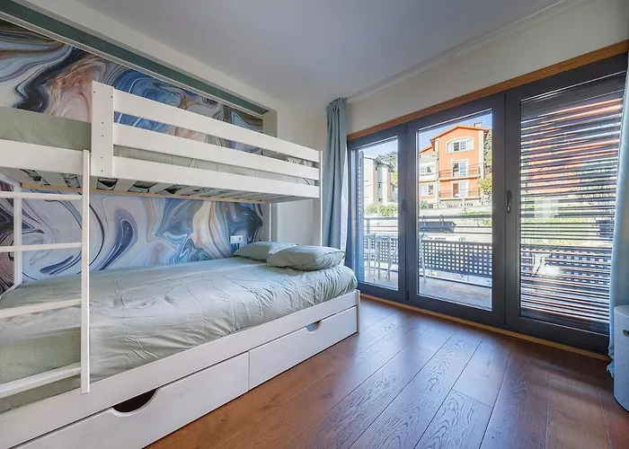 Casa De Ensueno En El Castro De Y Centrica By Prishomes Tatil Evi Vigo