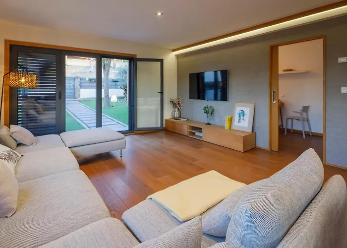 Casa De Ensueno En El Castro De Y Centrica By Prishomes